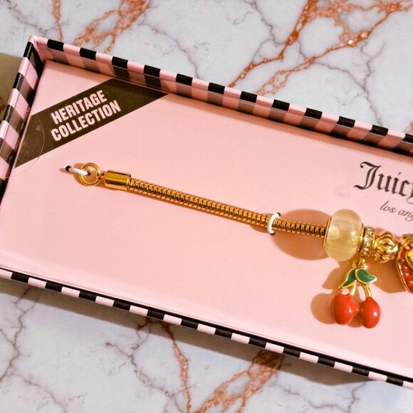 Juicy Couture Gold Red Tone Cherry & Strawberry Charm Bracelet NWT - Picture 4 of 7